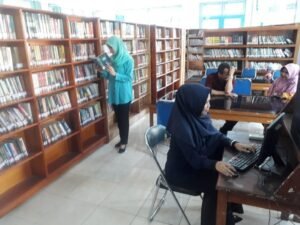 Kemajuan Teknologi, Minat Baca Ke Perpustakaan &nbsp;Turun