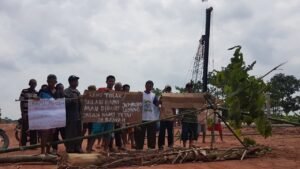 Masyarakat Desa Terusan Laut Tolak Pembangunan JPO