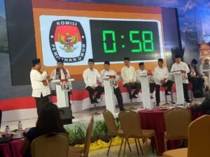 Lima Paslon Pilkada Lahat Adu Gagasan
