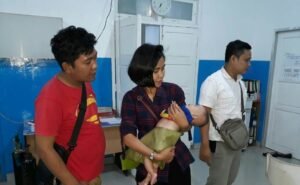 Warga Temukan Bayi di Mobil Waskita