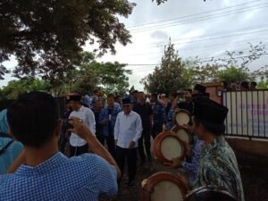 Dimeriahkan Rebana Pasangan Cahaya Daftar ke KPU Lahat