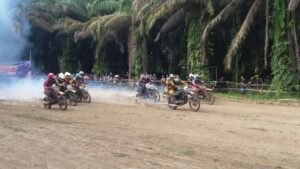 Ratusan Crosser Berebut Piala Bupati OKI