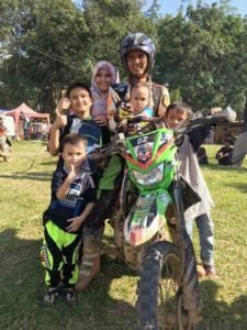 Eenk Muda: "Biarkan Mengalir Laksana Air Menuju Samudera Luas"