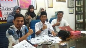 Pecah Kongsi Eenk Tetap akan Maju di Pilkada Lahat