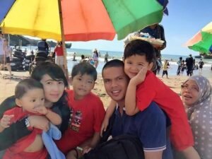 Meski Sibuk Keluarga Tetap Utama