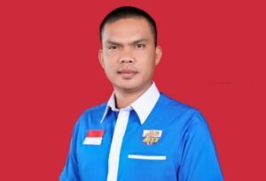 Tanhar, Sukses Dimulai Buah Cium Kaki Ibu