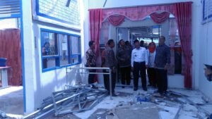 Dihantam Puting Beliung, Pelayanan Puskesmas Harus Tetap Jalan