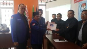 Demokrat Serahkan Berkas Parpol ke KPU OKI