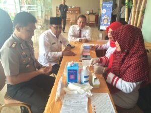 HUT Ke-5, Grand Zuri Hotel Donor Darah