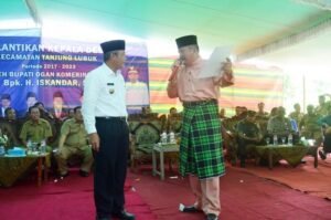 Iskandar SE Terima Gelar Adat Kehormatan Marga Bengkulah