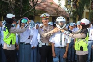 Polres OKI Terapkan Satu Sekolah Dua Polisi