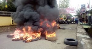Mencekam, Eksekusi Lahan Sengketa Warga dan PT Damri Batal