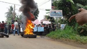 Eksekusi Sengketa Lahan antara Warga dan Perum Damri Menuai Protes