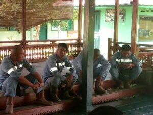 Tak Bisa Tunjukkan Visa Kerja, 6 WNA Pekerja Tol OKI &nbsp;Diamankan