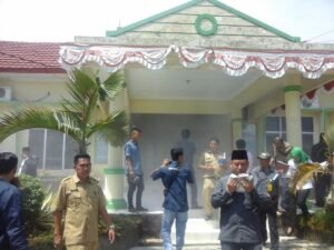 Peserta Rapat Paripurna LKPJ Bupati Empat Lawang Kocar-Kacir