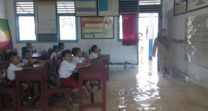 SDN 2 Tanjungalai Terendam Banjir