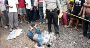 Pedagang Sayur Temukan Mayat di Bawah Tower