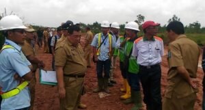 Satgas Perbaikan Jalan Perbaiki Jalan Sepucuk-Pedamaran Timur
