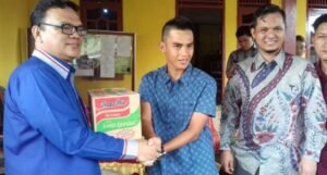 Kunjungi Korban Kebakaran, Joncik Berikan Bantuan