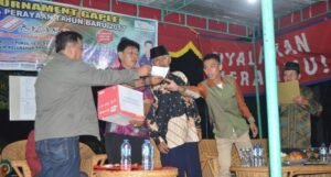 Ratusan Warga Padati Lokasi Kegiatan Turnamen Gaple