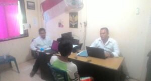 Pukul Tetangga Sendiri, Andi Huni Hotel Prodeo