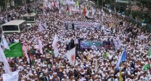 ARTIKEL : 4 November Demi Penegakan Hukum Bukan Politis Ataupun Teologis