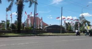 Pemkab Pasang Atribut Kemerdekaan