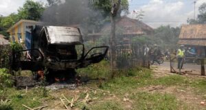 Seruduk Bocah Hingga Tewas, Dumb Truck Dibakar Massa