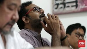 Todung Lubis: Haris Azhar Mirip Munir