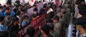 BK DPRD Ogan Ilir Dihadiahi &ldquo;Bra&rdquo;