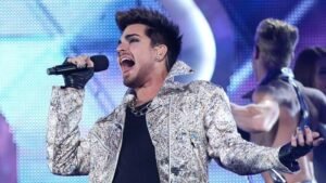 Adam Lambert Ingin Merekam Lagu Baru bersama Queen