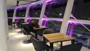 The PITSHOP, Cafe dan Resto Pertama Bernuansa Otomotif