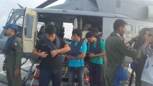 TNI Jemput 4 WNI ABK di Perairan Laut Filipina
