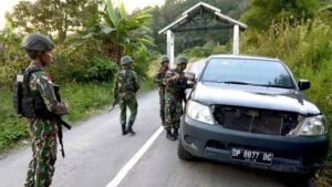 Bujuk Santoso Turun Gunung Polisi Gandeng Tokoh Agama