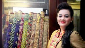 Songket Khas Palembang Ratunya Songket Nusantara