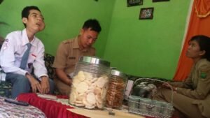 Menderita Tumor Ganas, Pelajar Empat Lawang ini Tetap Ikuti UN