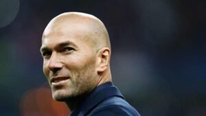 Morientes: Zidane Layak Jadi Pelatih Madrid