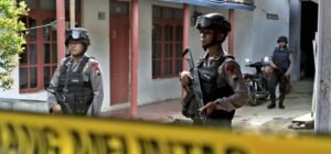 Densus 88 Tangkap Dua Terduga Teroris di Karawang