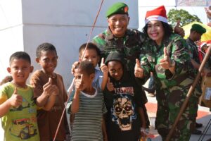 Ribuan Santa Claus Banjiri Lapangan Pendidikan Distrik Wamena Papua