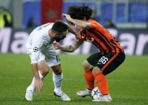 Kebobolan Tiga Gol, Carvajal Sebut Madrid Lengah