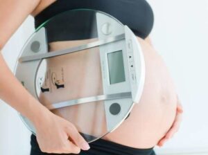 Obesitas pada Ibu Hamil Berkaitan dengan Risiko Kematian Bayi di Kandungan