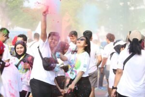 5.000 Pelari Semarakkan BRImo Colourful Run 2022