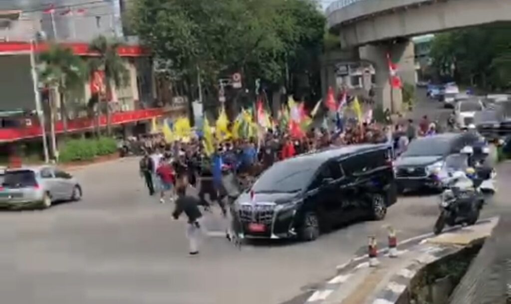 Ricuh, Tujuh Orang Ditangkap Usai Hadang Iring-Iringan Wapres Makruf