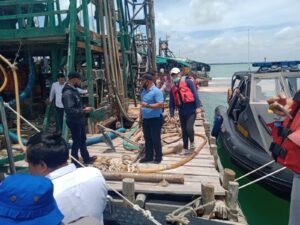 Tim Gabungan Pastikan Belasan Ponton Berada di Luar Jalur Pelayaran