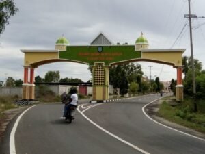Memburu Pesona Lain di Pulau Buru