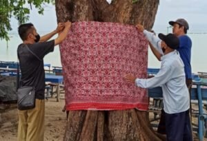 Baru Dipasang Sepekan, Kain Cual di Pantai Pasir Padi Hilang