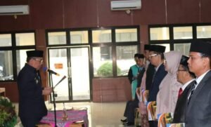 Cik Ujang Ingatkan Puluhan Pejabat yang Baru Dilantik