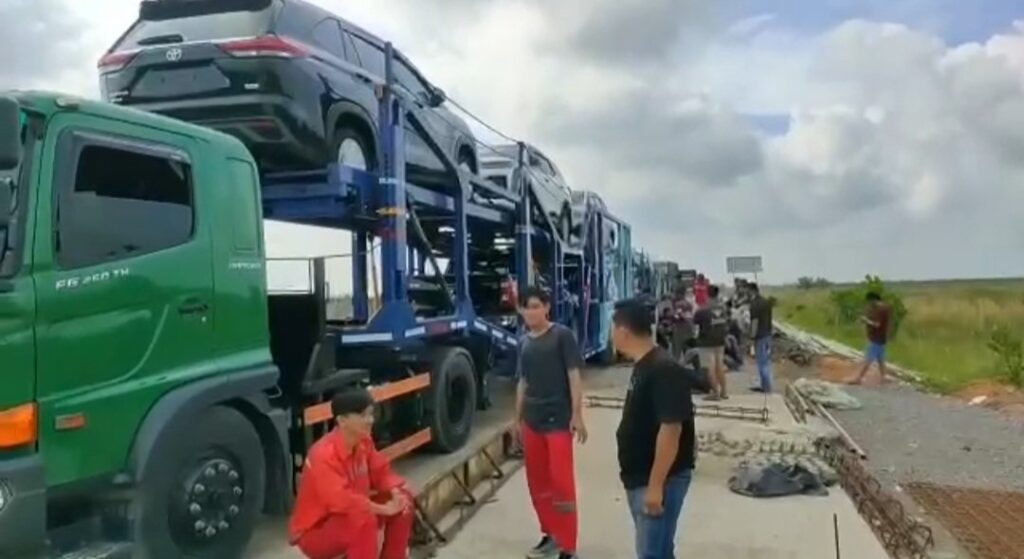 Jalan Tol Kayuagung-Palembang Macet Panjang, Pengguna Jalan Mengeluh