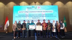 OKI Terima Penghargaan Terbaik Pertama Penurunan Stunting se Sumsel