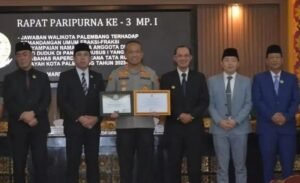 Walikota Sampaikan Jawaban Pandum Fraksi terkait Raperda RTRW